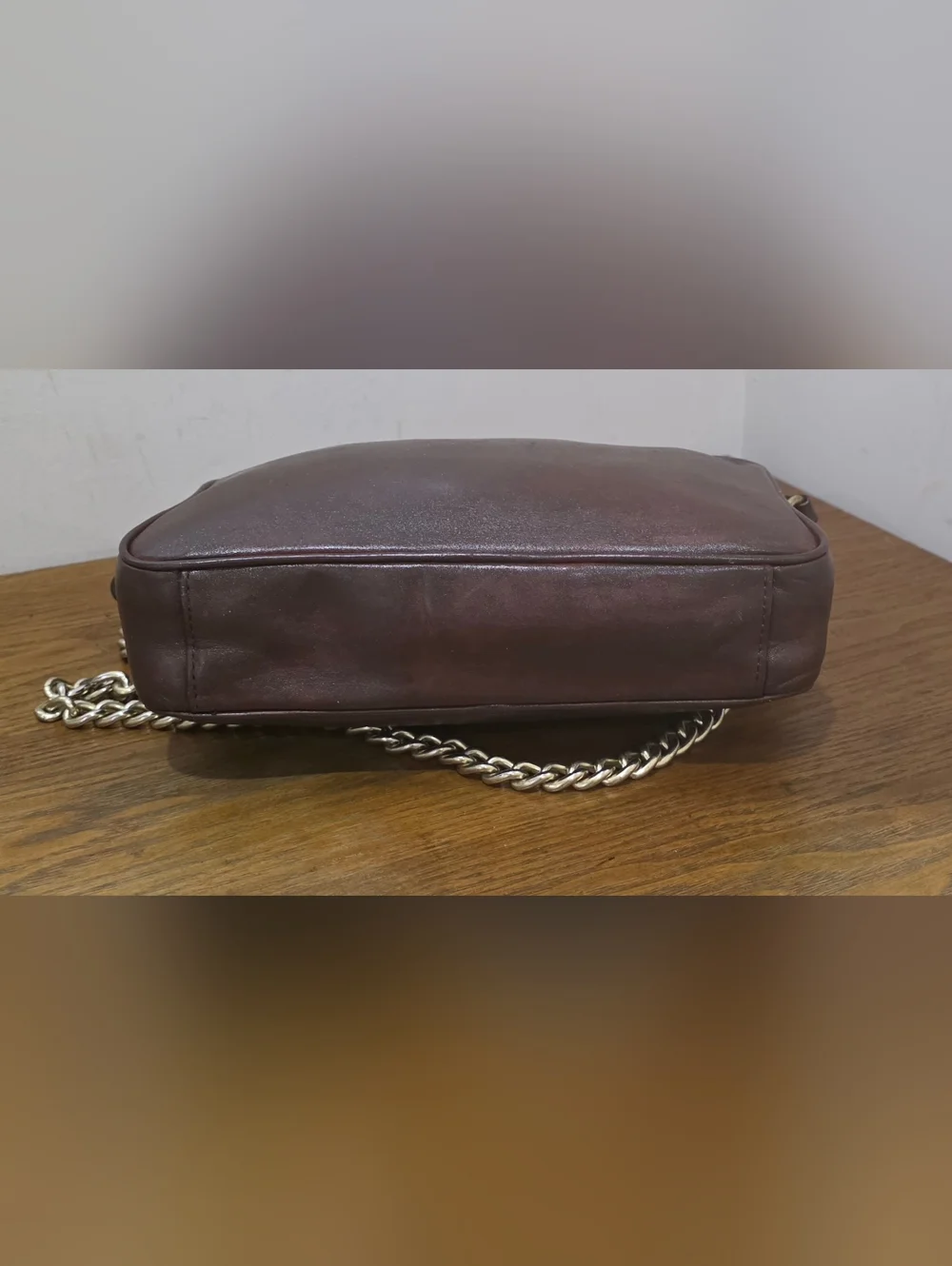 Vintage Coach Distressed Brown Leather Crossbody bag - Picture 7 of 11